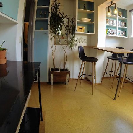 Skjolbraut - Cozy Apartment - Central Location - Free Parking - Close To A Public Swimming Pool And Sky Lagoon Reykjavík Buitenkant foto